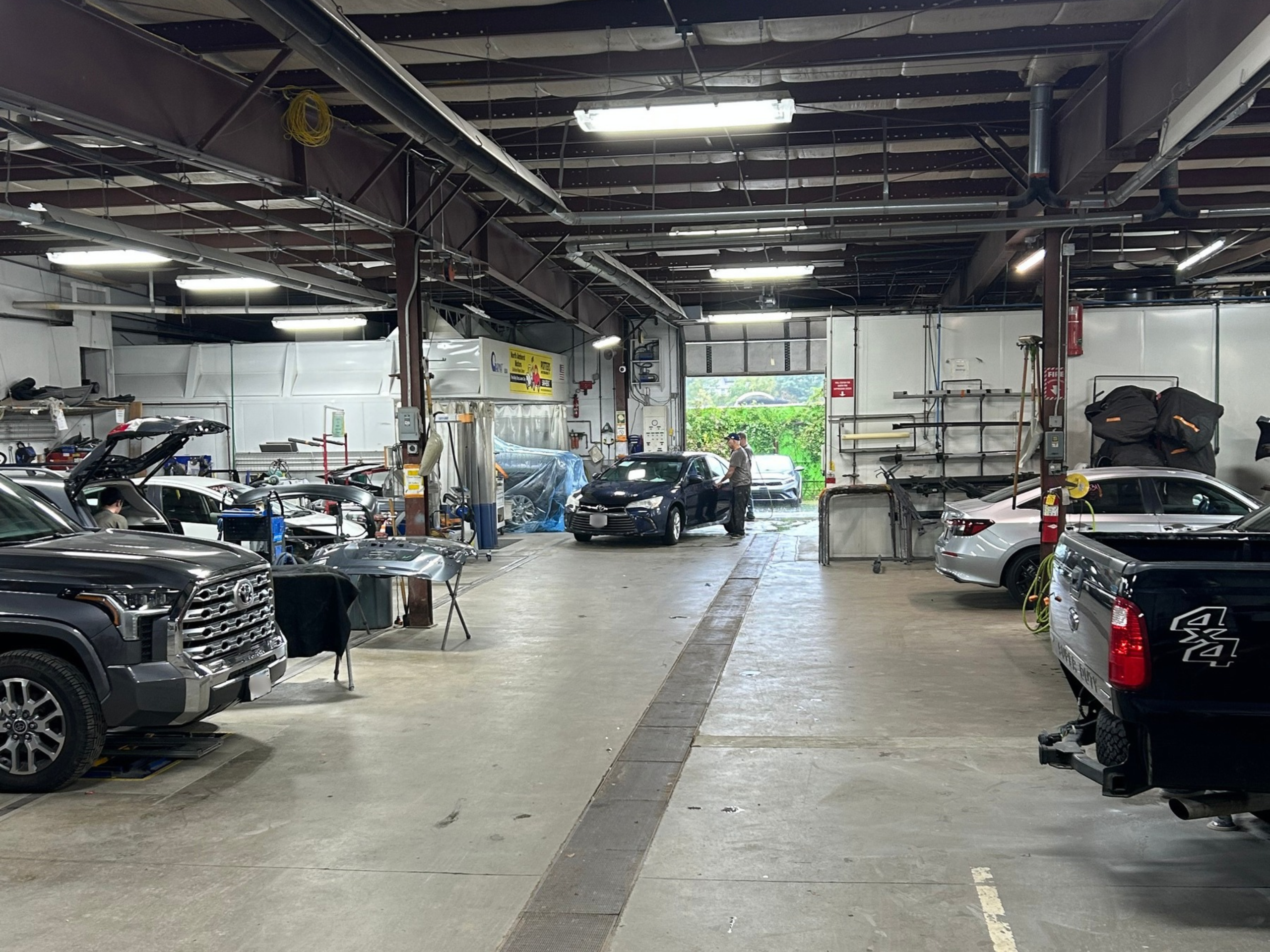 Mechanical service garage.